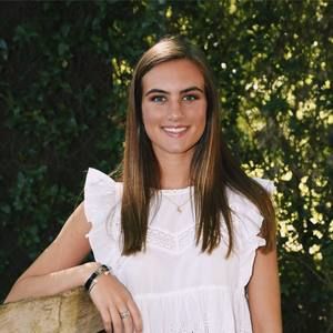 Meet your Posher, Julia